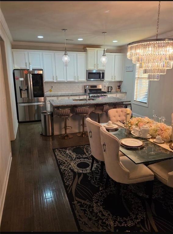 4082 Groveland Park Dr - Photo 4 of 21