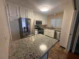 featured image of 706 E Ave