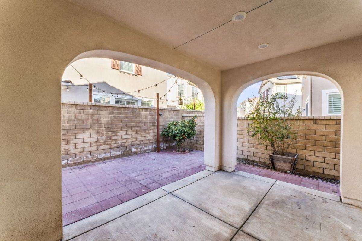 24164 Paseo Del Rancho Dr - Photo 3 of 30