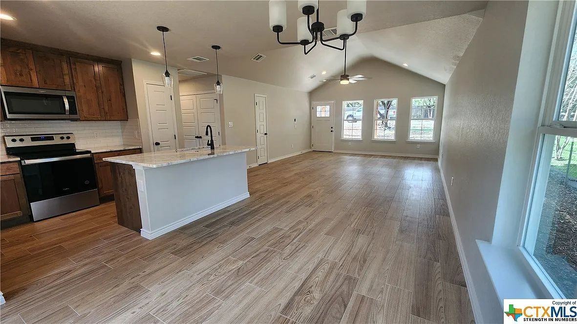 151 Twin Elm Dr - Photo 4 of 11