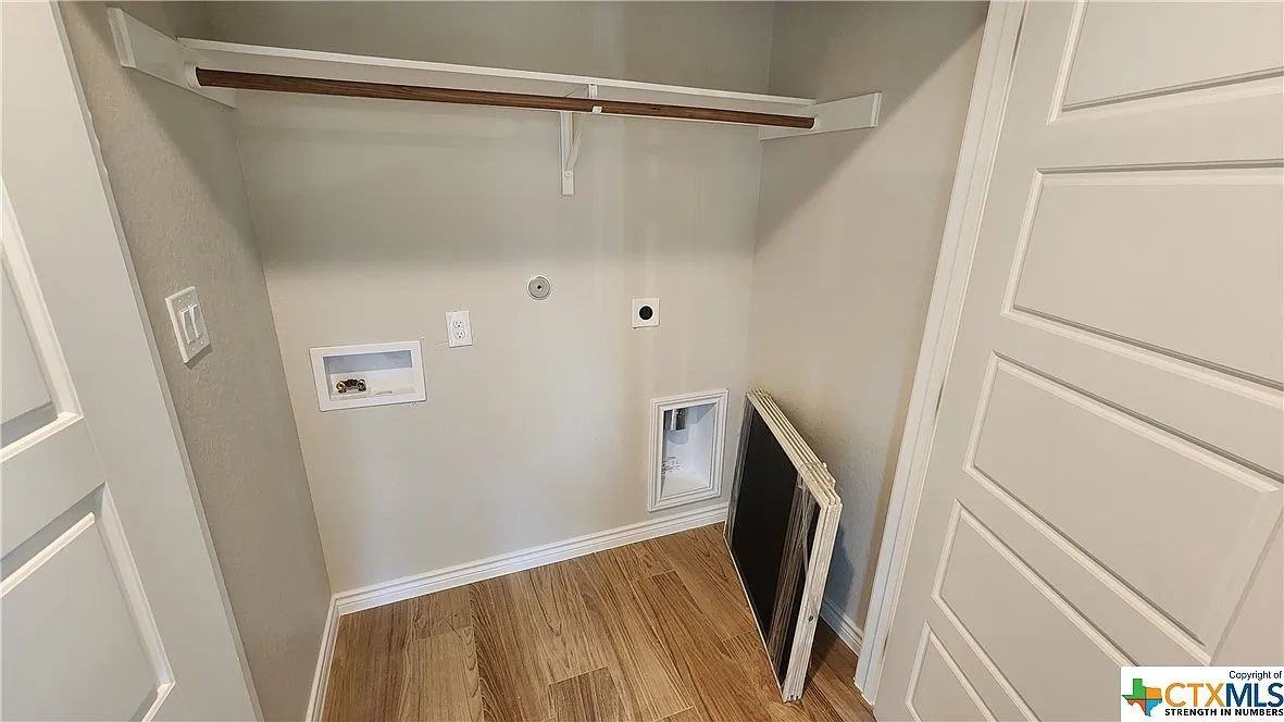 151 Twin Elm Dr - Photo 5 of 11