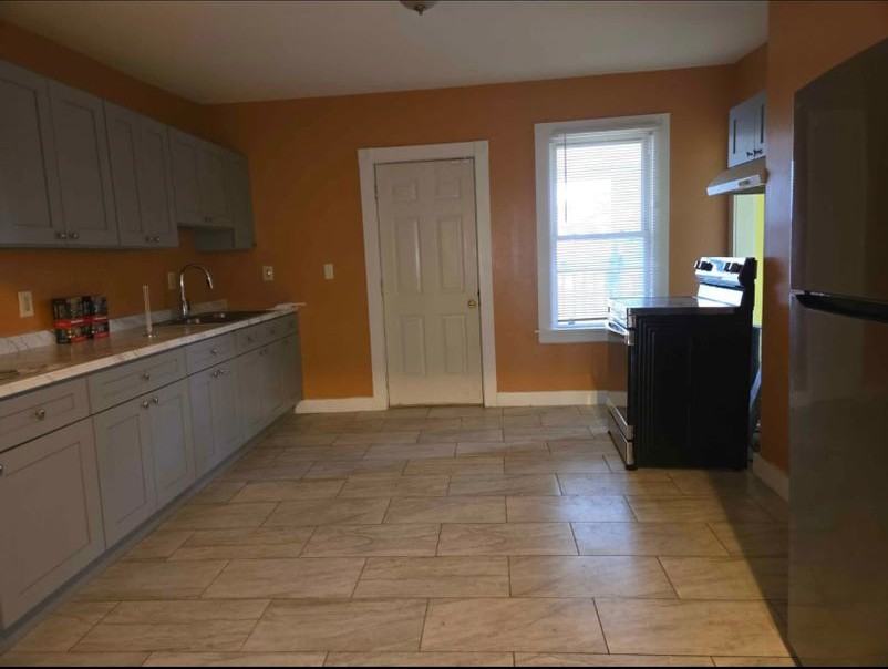 38 N Elm St - Photo 6 of 11