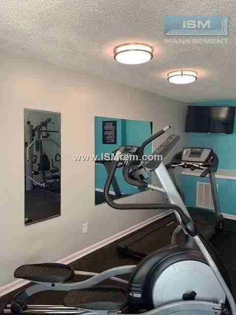 Willow Creek Apartments - Photo 3 of 13