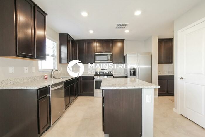 3917 South 82nd Drive - Photo 5 of 17