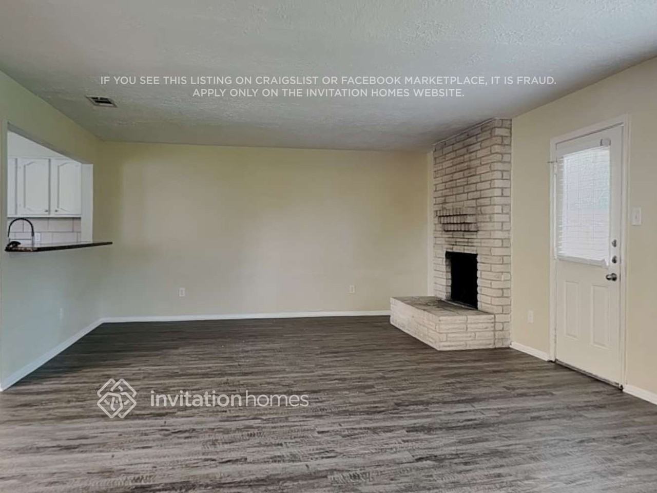 14234 Montaigne Dr - Photo 3 of 18