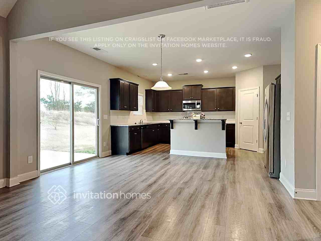 5419 Roberta Crossing Dr - Photo 5 of 19