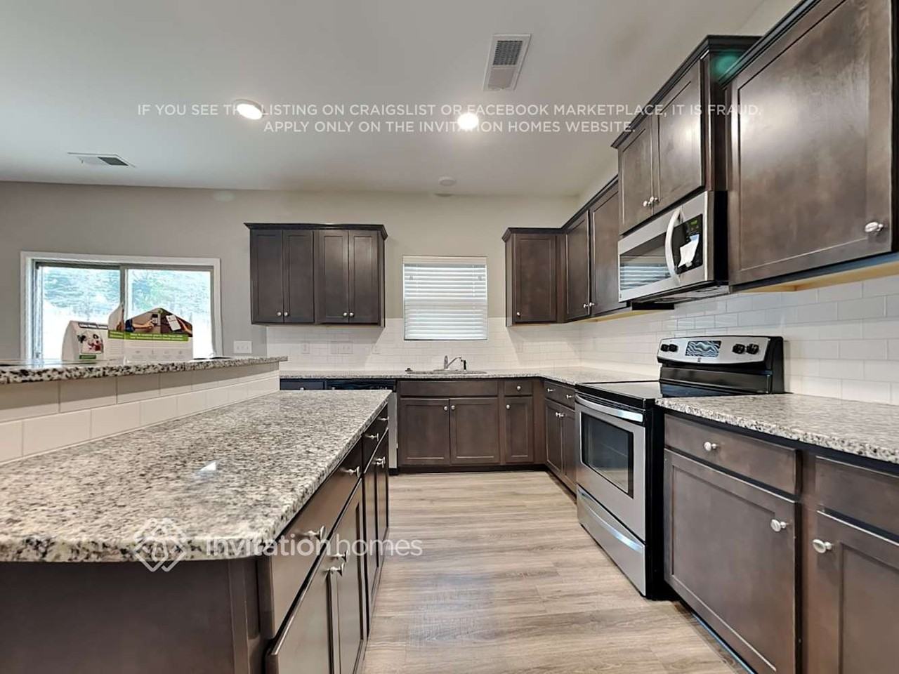 5419 Roberta Crossing Dr - Photo 6 of 19