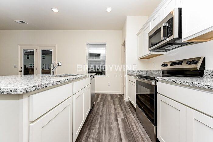 7625 Saffron Ave - Photo 6 of 26