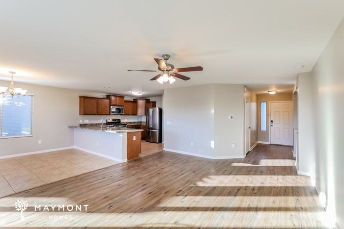 8263 W Melanitta Dr - Photo 5 of 12