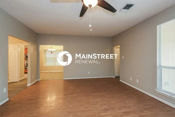 6813 Battle Creek Dr - Photo 4 of 15