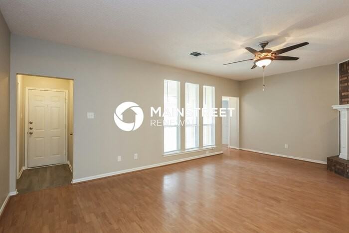 6813 Battle Creek Dr - Photo 5 of 15