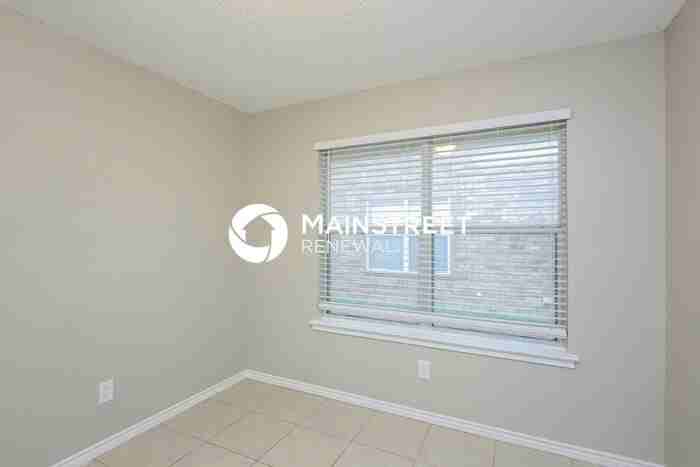 6813 Battle Creek Dr - Photo 6 of 15