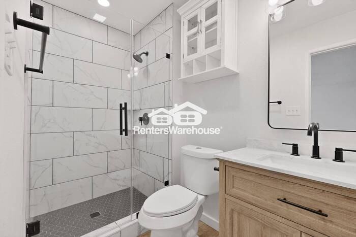 933 Longhorn Dr - Photo 4 of 45