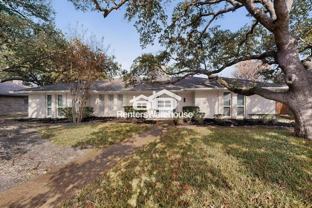 2421 Fairview Dr - Photo 1 of 1