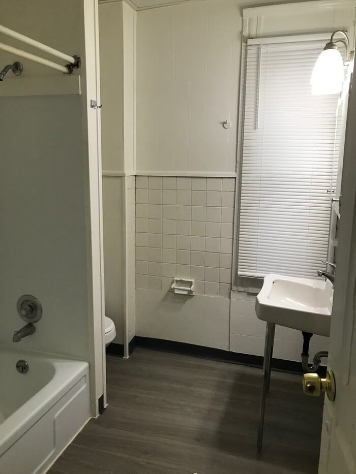 3608 Newark Ave #DOWN - Photo 3 of 7