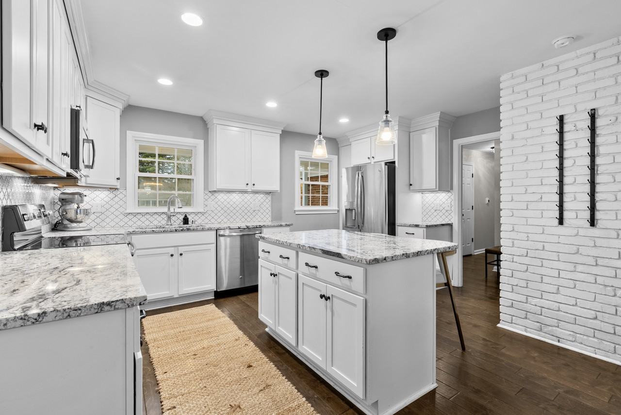 8608 Whipps Bend Rd #NA - Photo 6 of 23