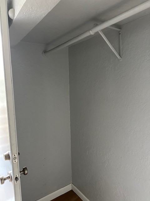 153 Kenmass Ave #8-9 - Photo 7 of 8