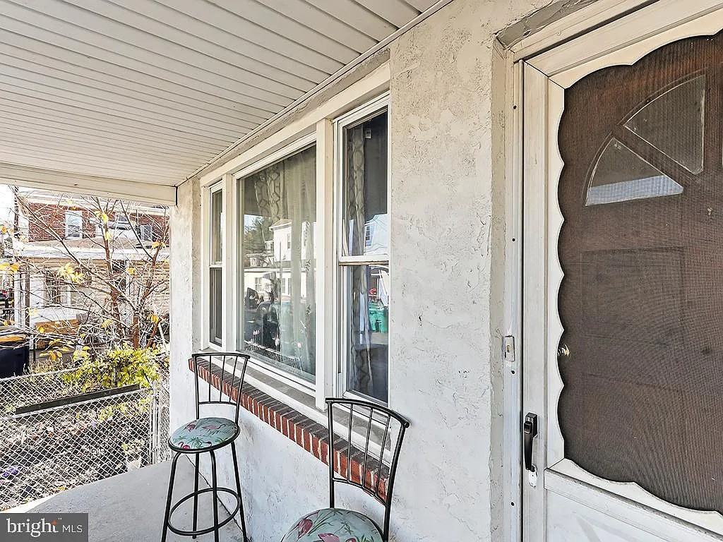 721 Brown St #1 - Photo 3 of 20