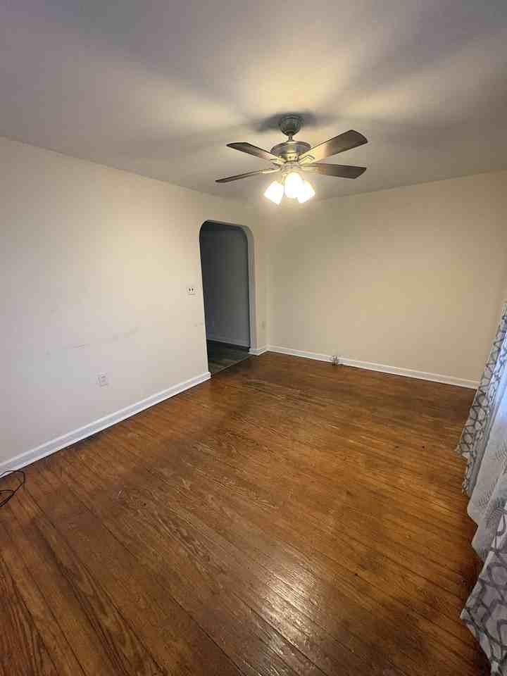 721 Brown St #1 - Photo 5 of 20