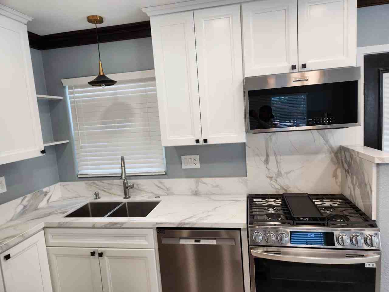 703 42nd St #NA - Photo 4 of 17