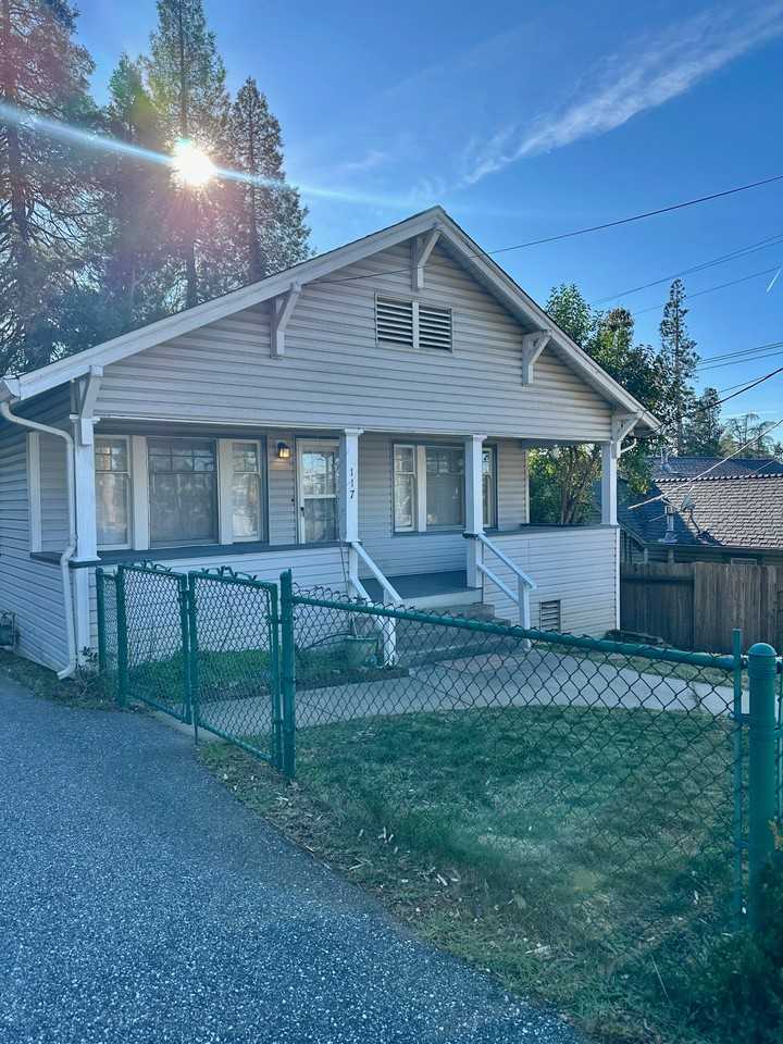 117 E Empire St #1 - Photo 2 of 23