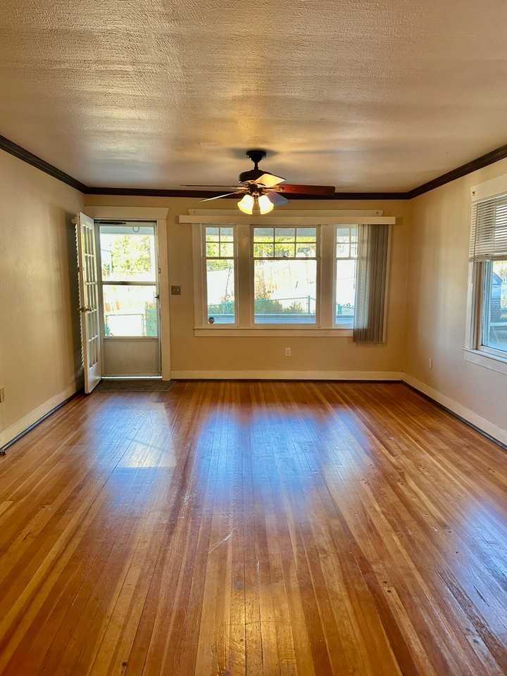 117 E Empire St #1 - Photo 5 of 23