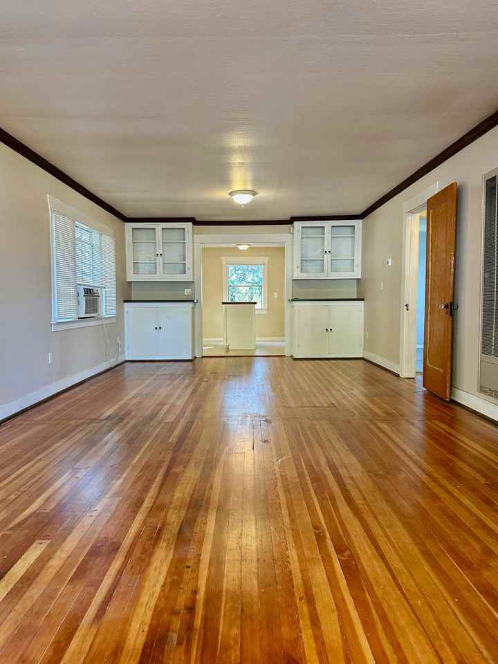 117 E Empire St #1 - Photo 6 of 23