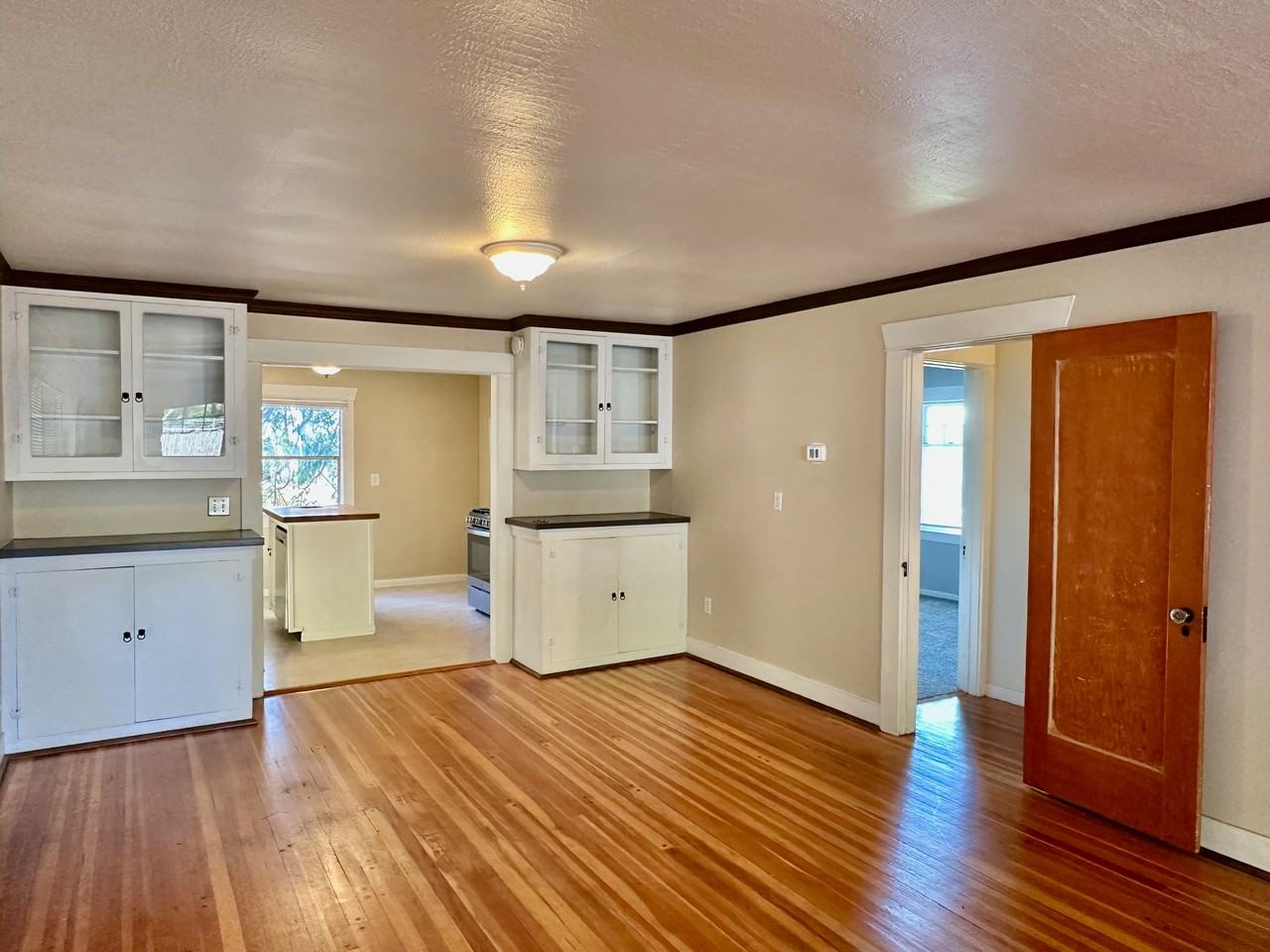 117 E Empire St #1 - Photo 7 of 23