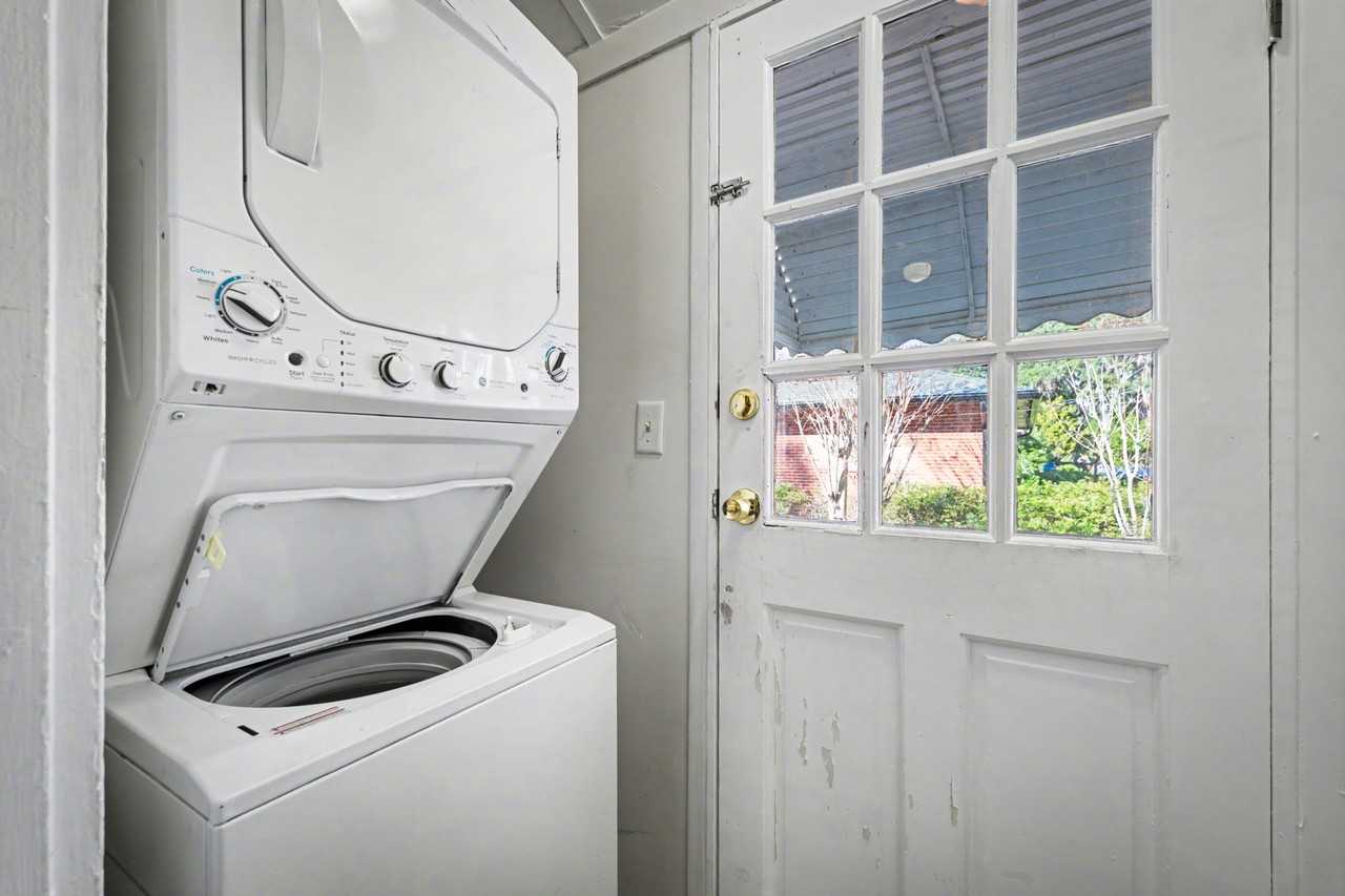 2652 Merwyn Rd #1 - Photo 4 of 5