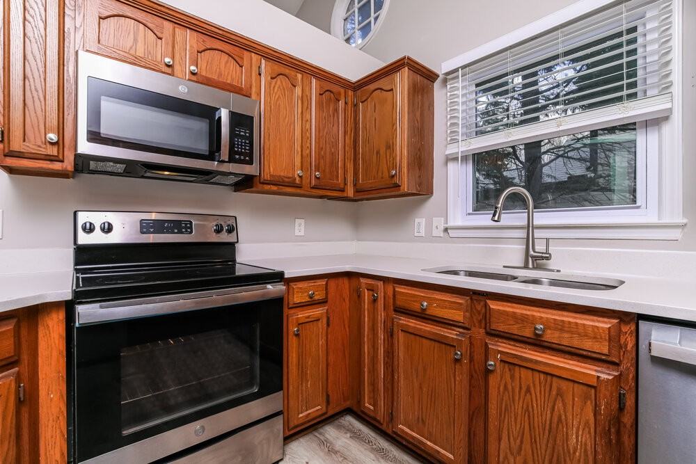 3405 Singleleaf Ln - Photo 7 of 16