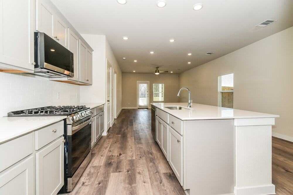 324 Sun Harvest Dr - Photo 7 of 17