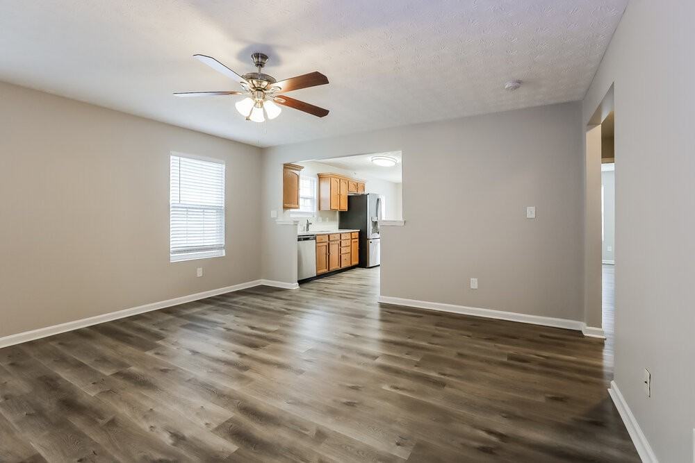 11409 Cuyahoga Dr - Photo 4 of 16