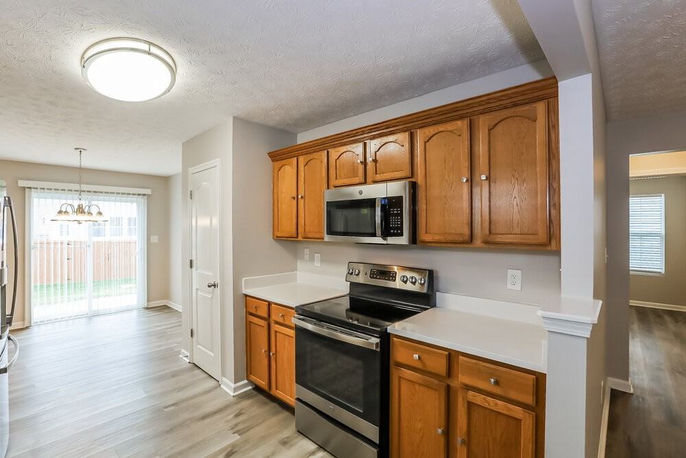 11409 Cuyahoga Dr - Photo 5 of 16