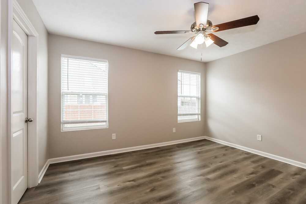 11409 Cuyahoga Dr - Photo 7 of 16