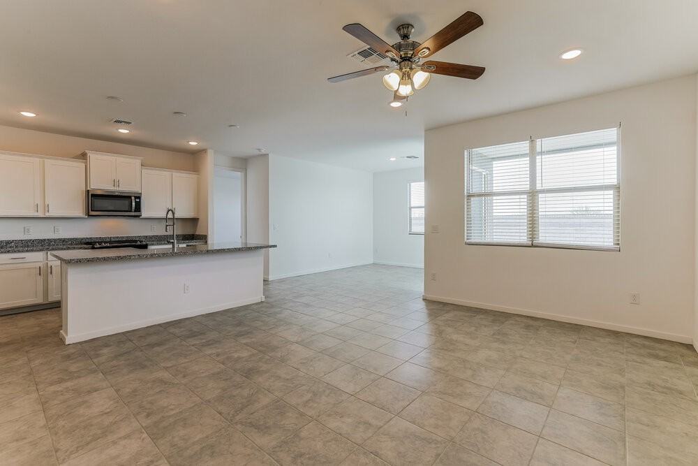 4564 W Hunter Trl - Photo 5 of 16