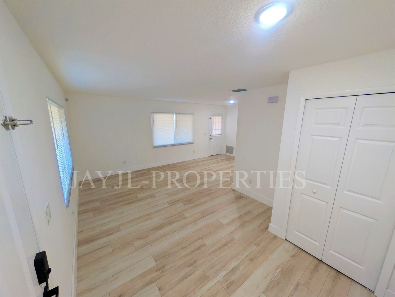 1997 Bonneville Dr #1997 - Photo 3 of 15