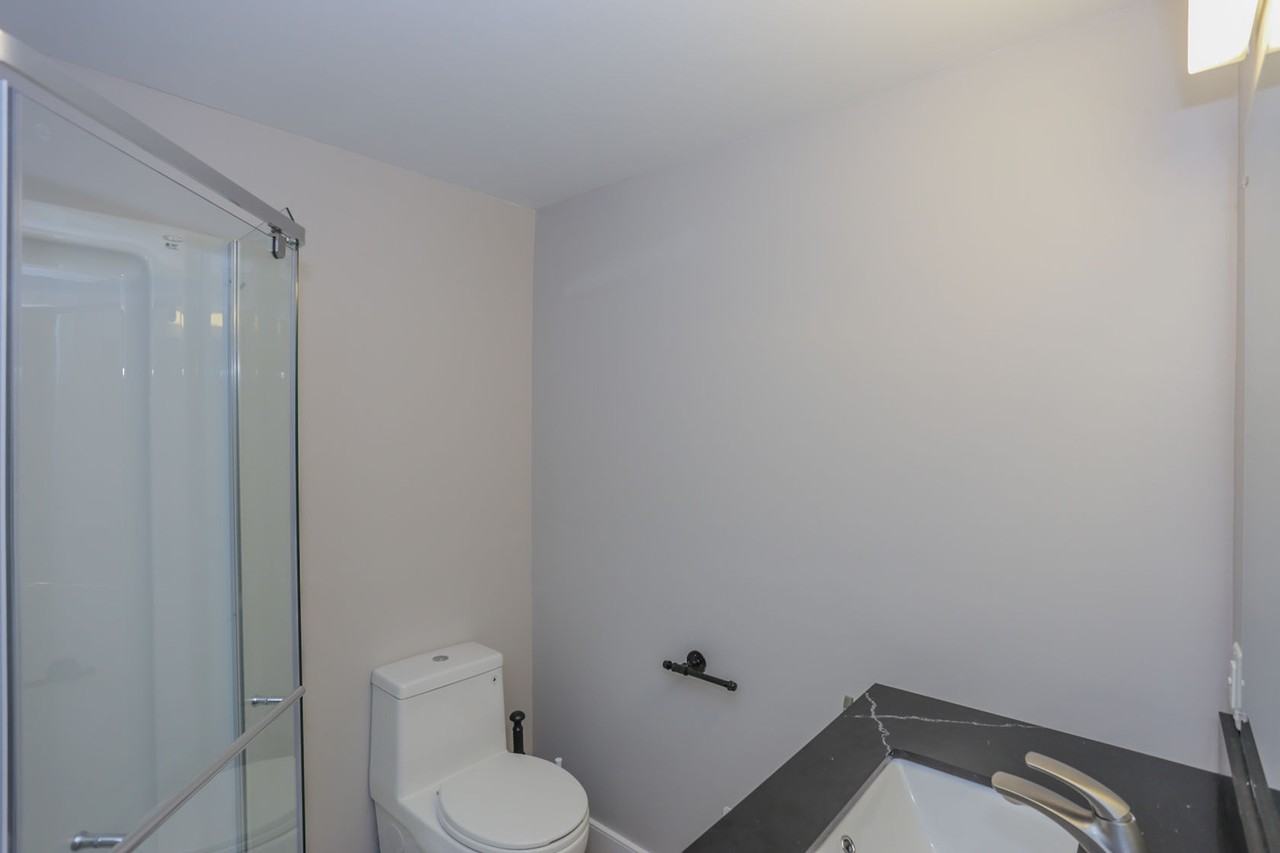 Summit Ave & Oxford St W #120 - Photo 7 of 11