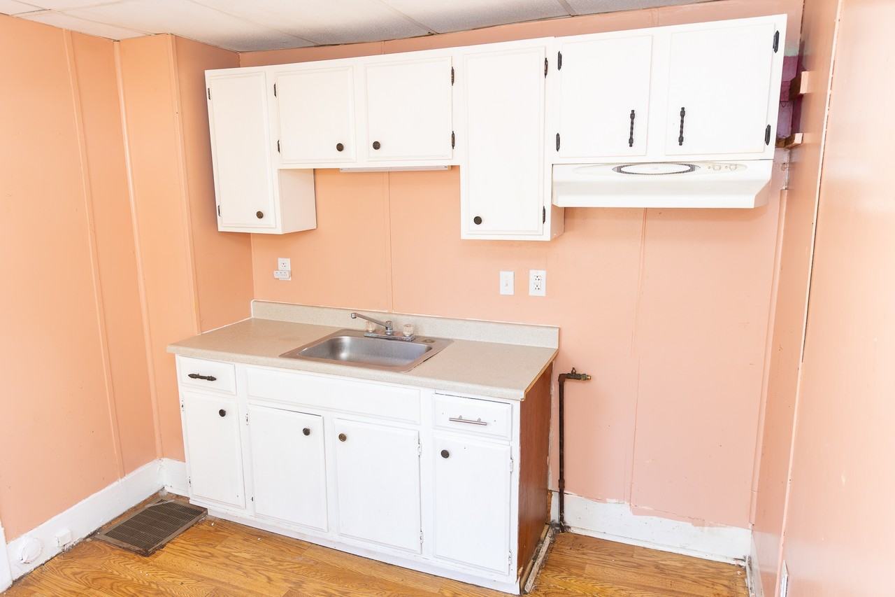 1606 Bell Ave - Photo 6 of 17