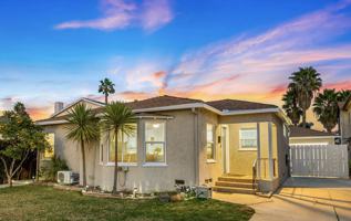 featured image of 4535 Winona Ave #4535