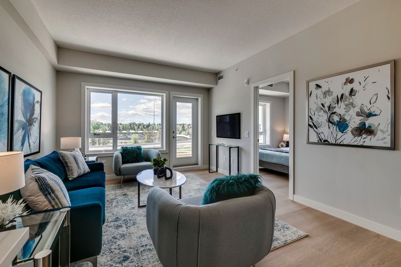 Shawnessy Station - Photo 4 of 28