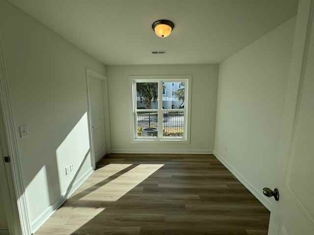 909 Baltic Ave #1 - Photo 5 of 21