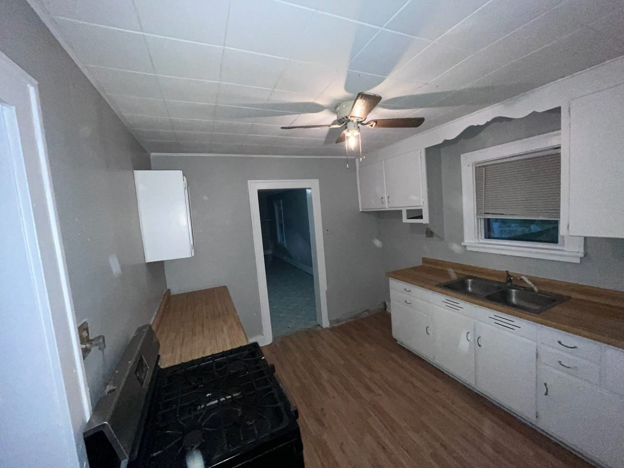 511 Berlin Ave #1 - Photo 3 of 7