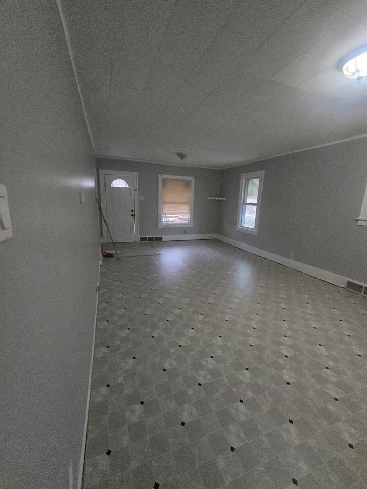 511 Berlin Ave #1 - Photo 6 of 7