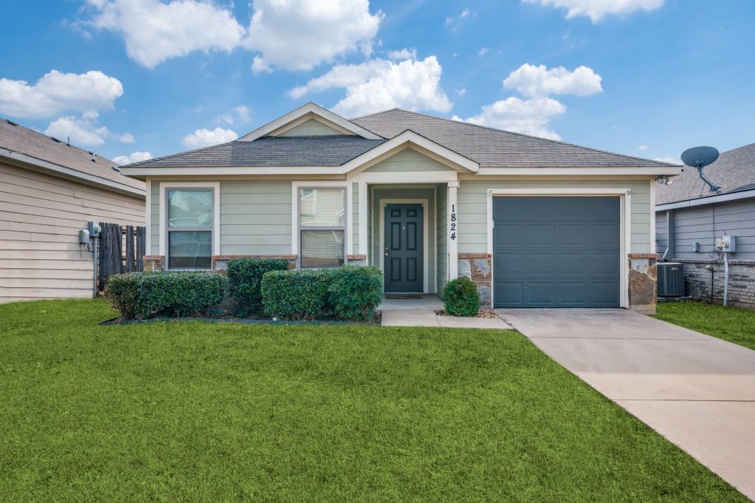 1824 Village Park Trl #1