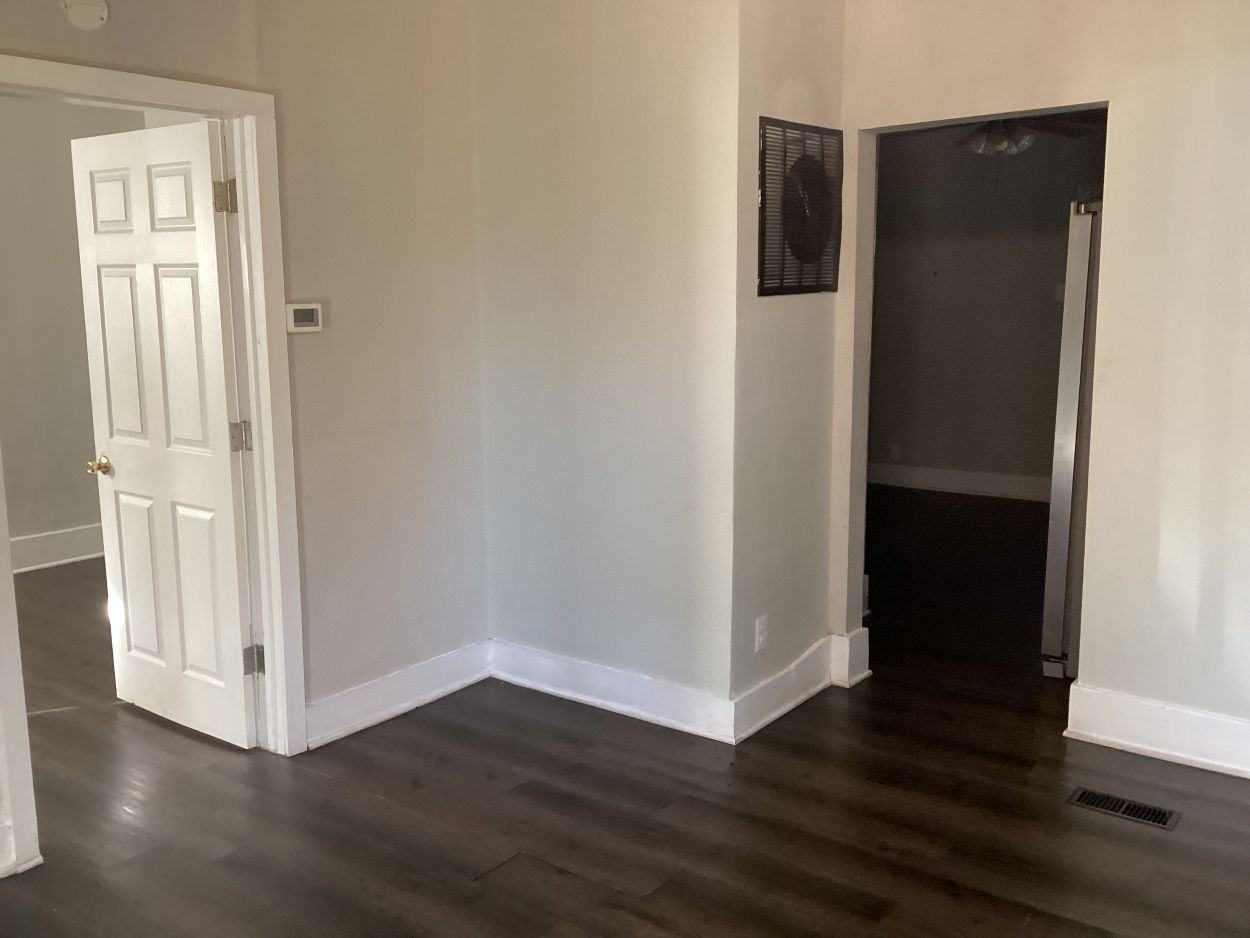 1330 Roache St #1 - Photo 3 of 8