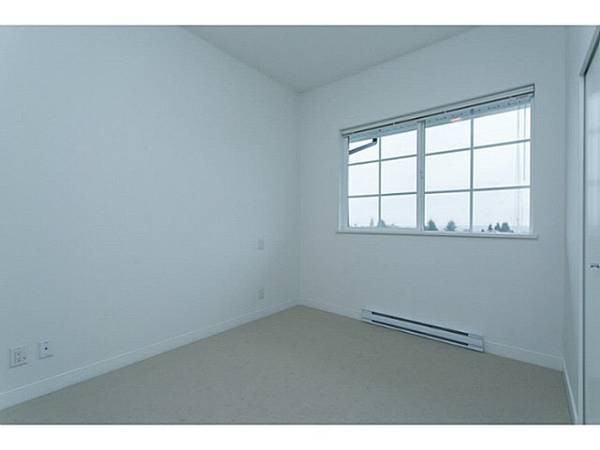 545 Foster Avenue #4F - Photo 5 of 13