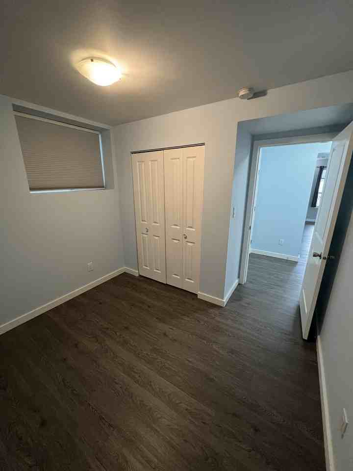 5009A 27 Ave Lowr - Photo 2 of 14