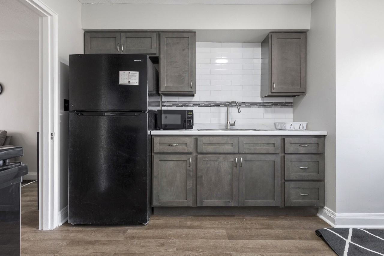 4600 4600 Southern ParkwayE1 - Photo 6 of 21