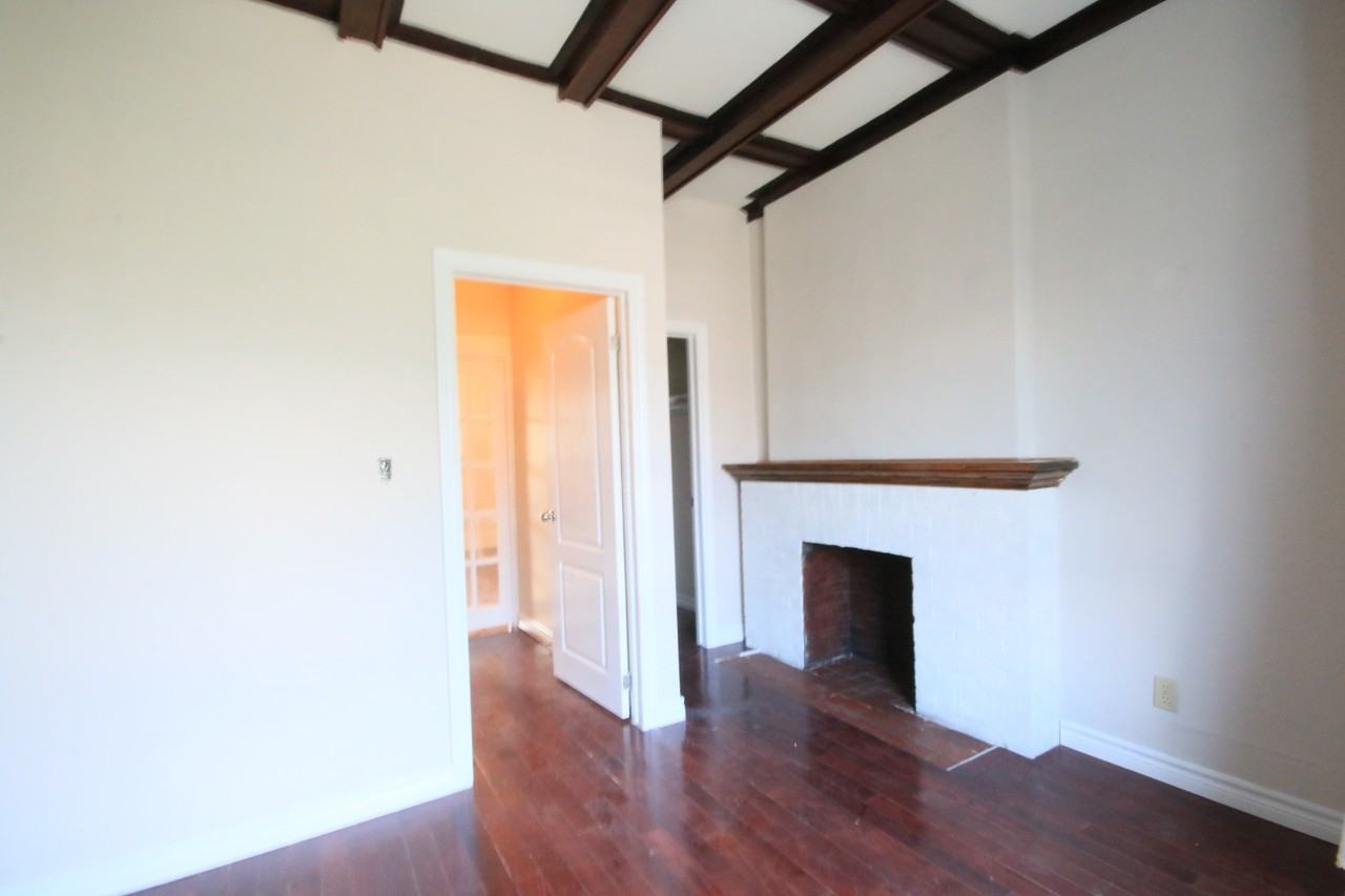 1798 Dufferin Street #Main - Photo 7 of 17