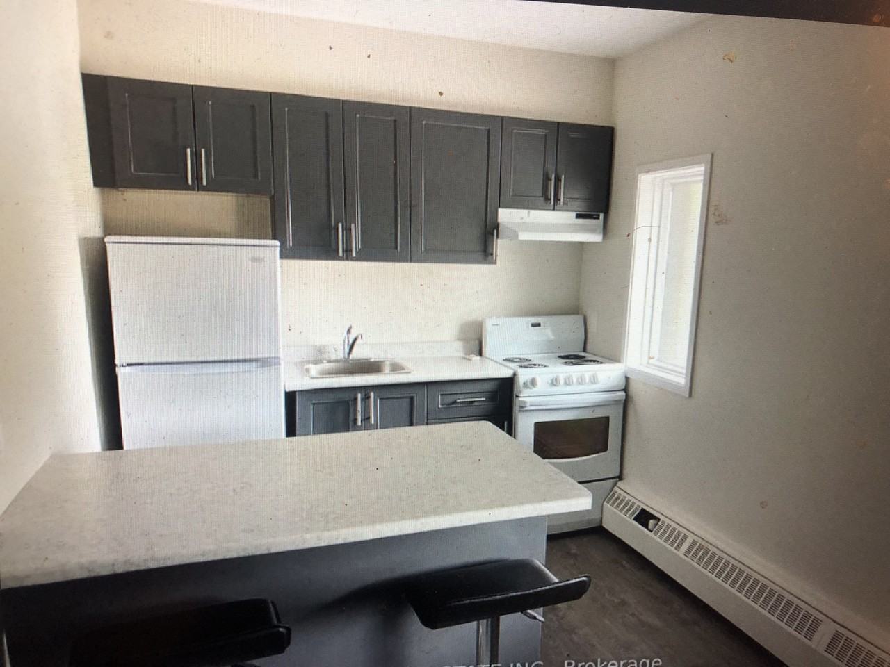 173 Westmount Street #202 - Photo 5 of 10